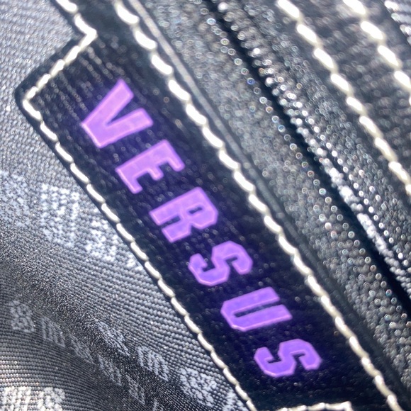 Versace purse - Picture 2 of 9